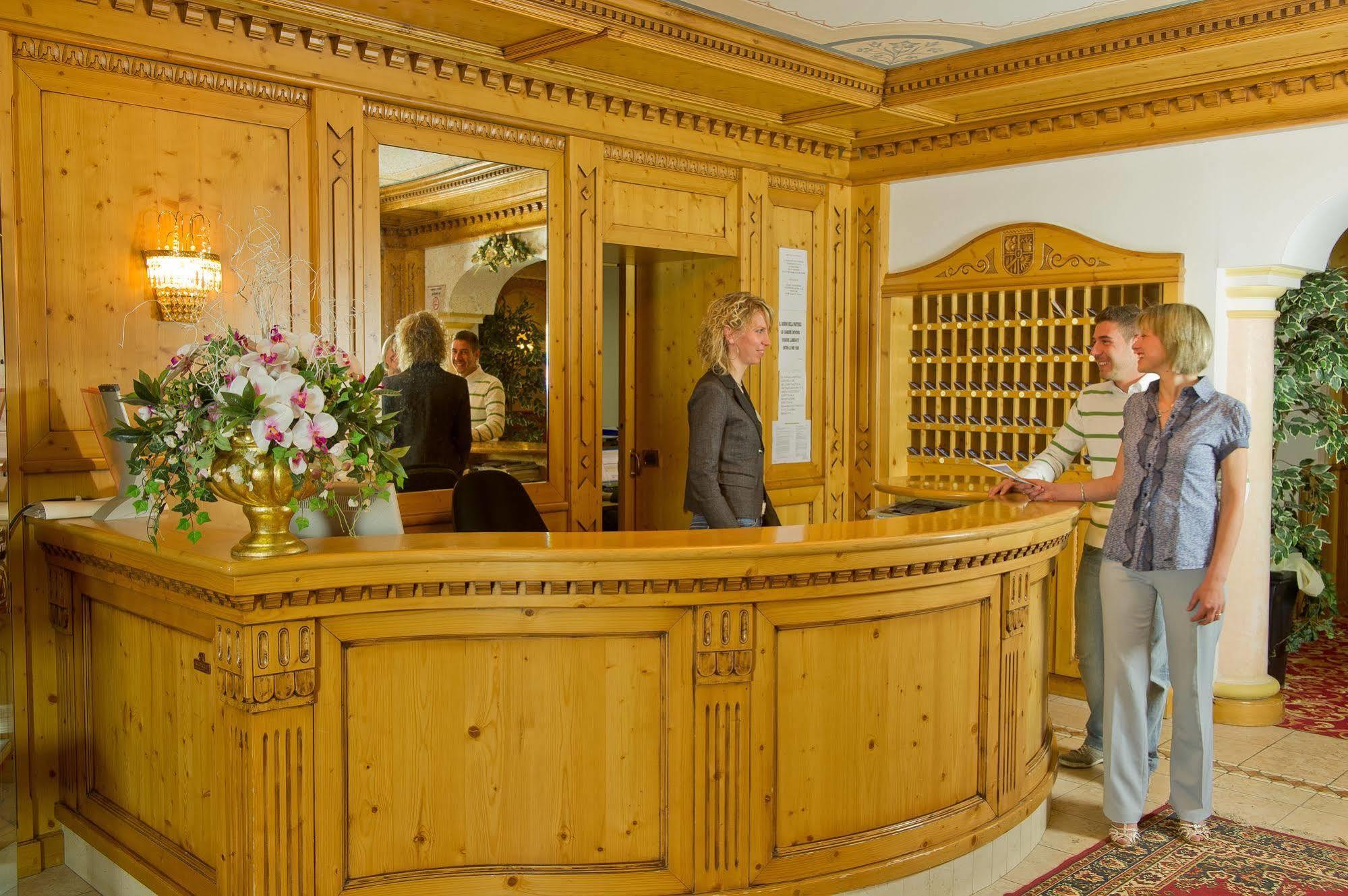 Sport Vittoria Hotel Tonalepas